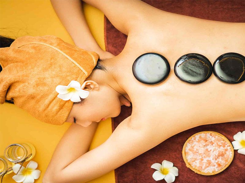 Massage đá nóng Khuê Mỹ Đông